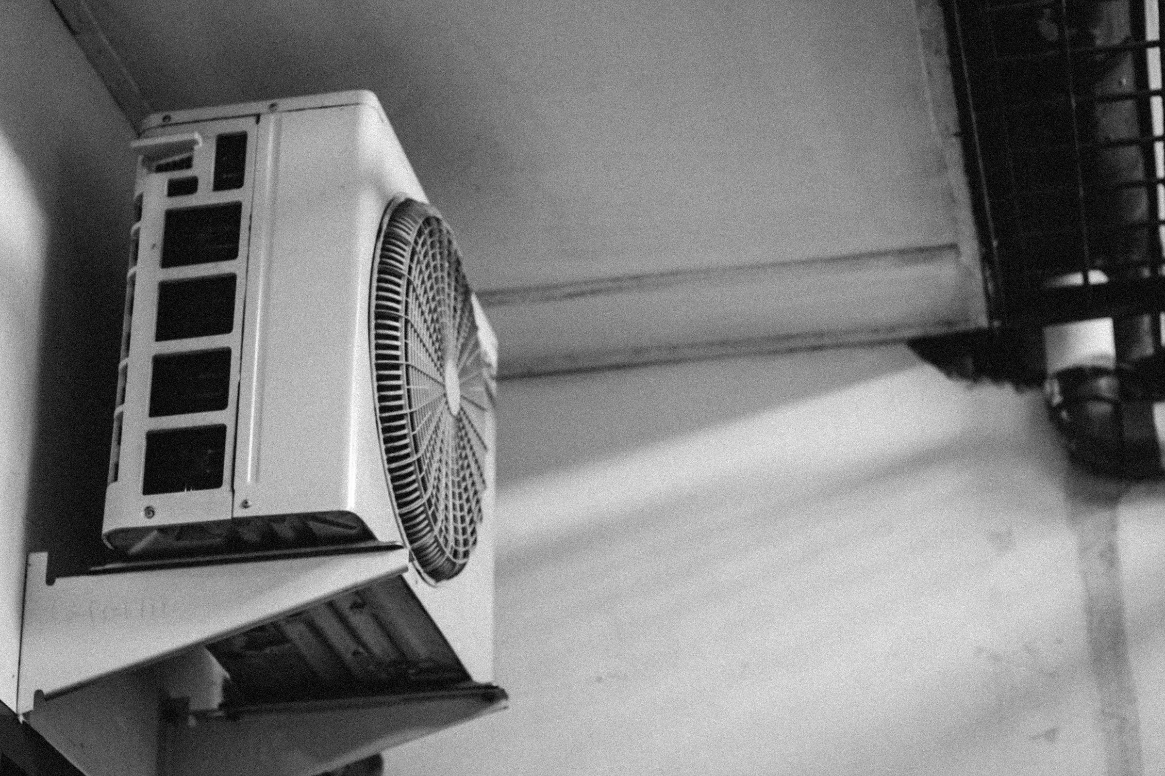 Contrôle d'une unité extérieure murale, appartement